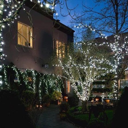 Ferrybank Riverbank House Hotel מראה חיצוני תמונה