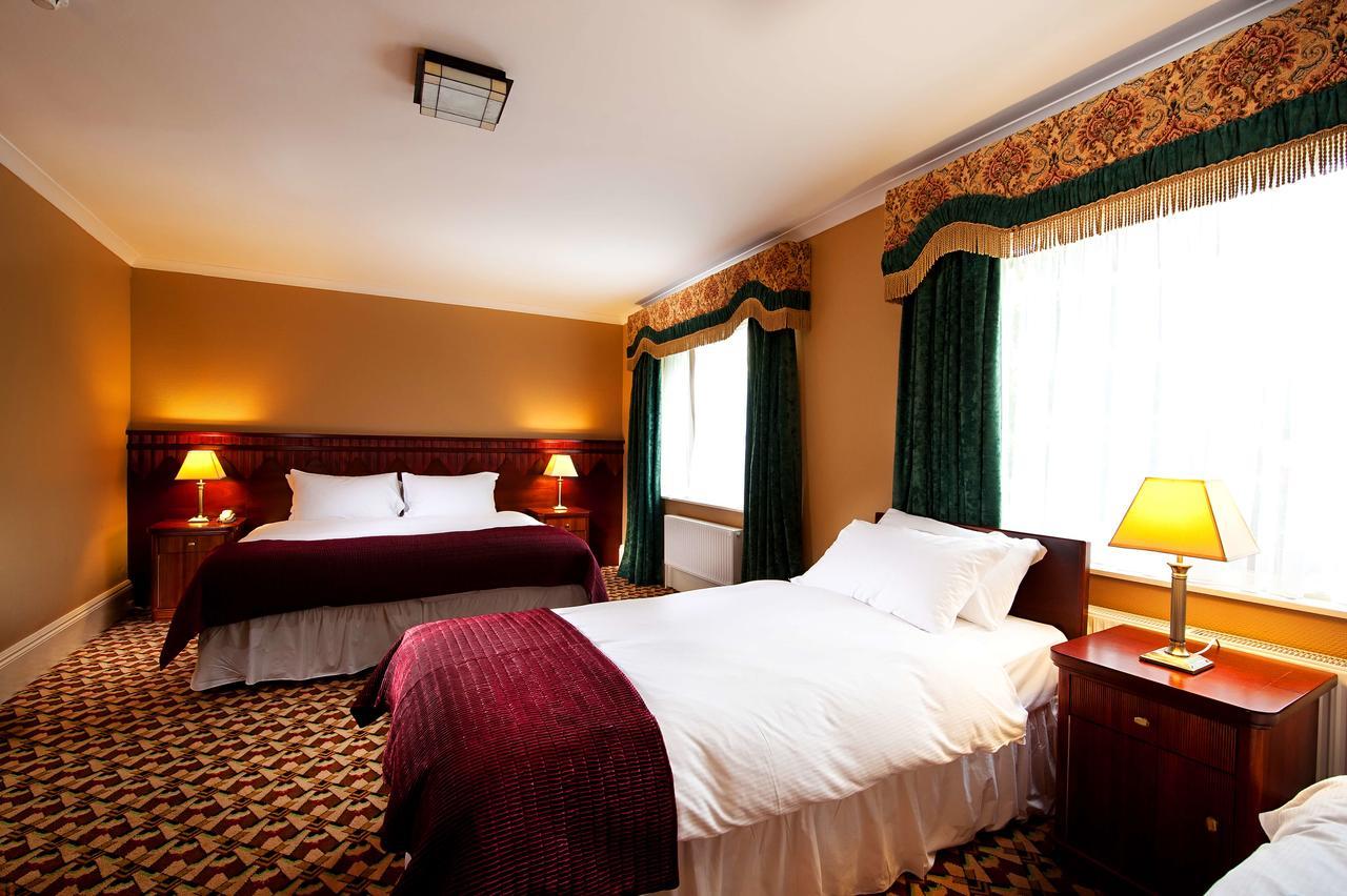 Ferrybank Riverbank House Hotel מראה חיצוני תמונה